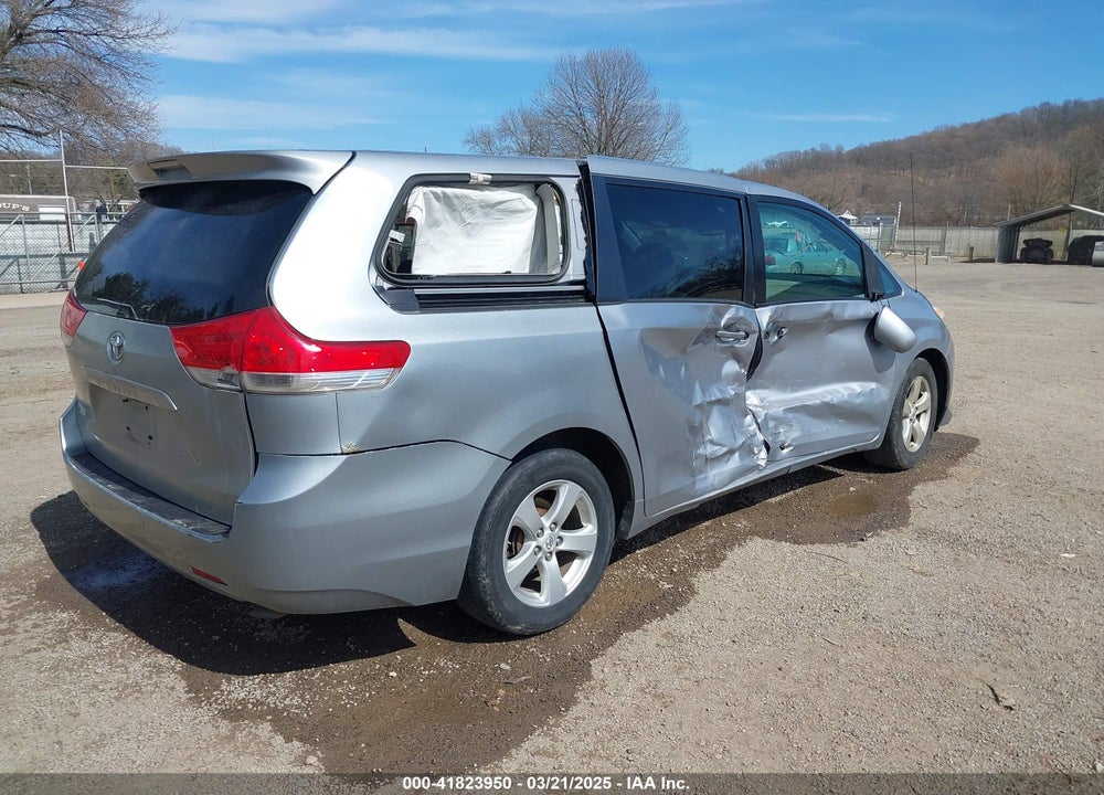 2011 TOYOTA SIENNA VIN: 5TDKK3DC9BS042370