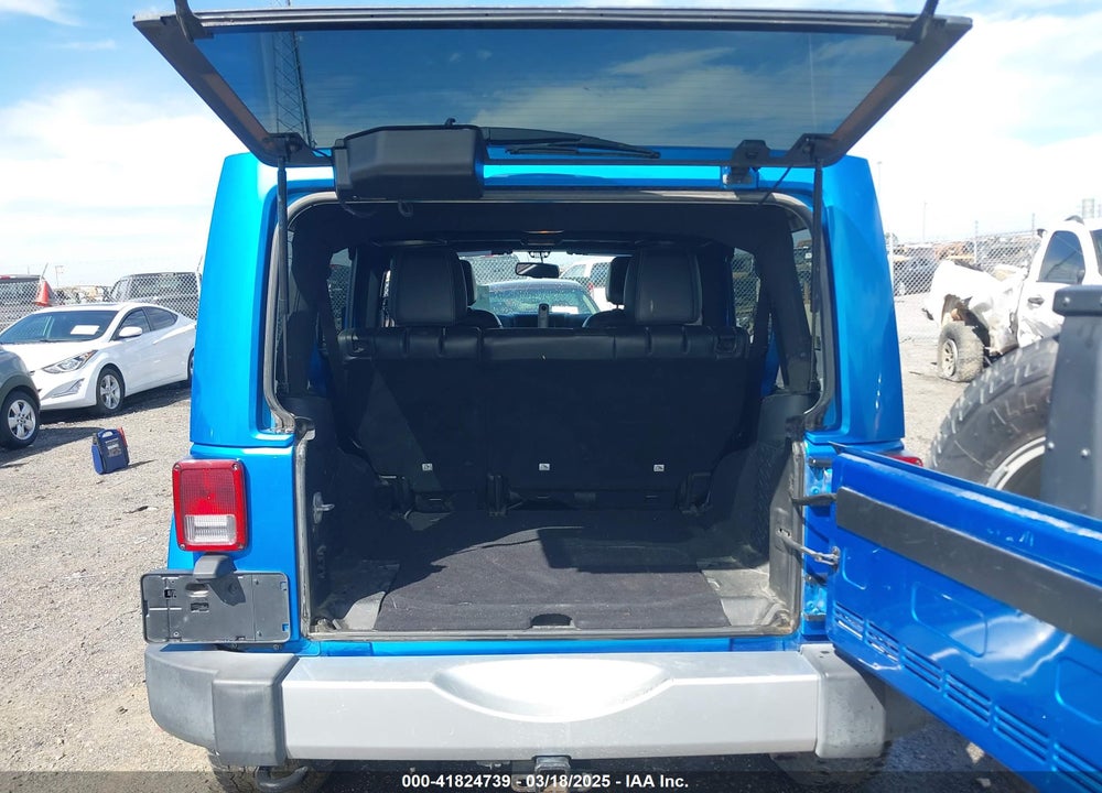 2015 JEEP WRANGLER UNLIMITED SAHARA VIN: 1C4HJWEG5FL650829