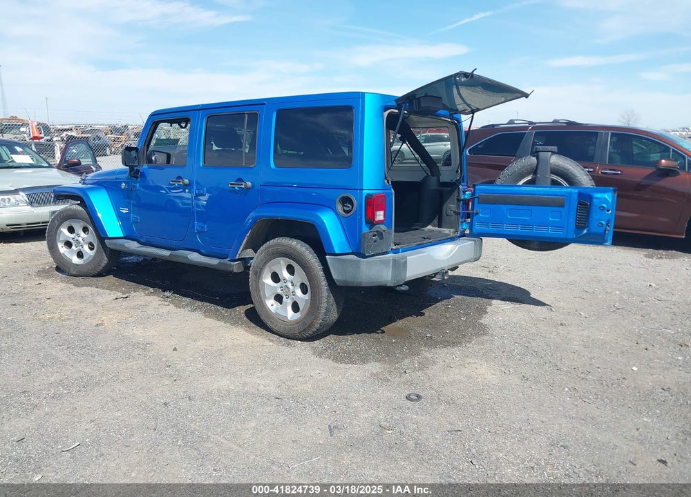 2015 JEEP WRANGLER UNLIMITED SAHARA VIN: 1C4HJWEG5FL650829