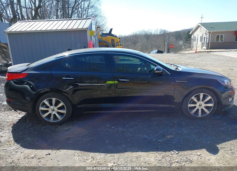 2013 KIA OPTIMA VIN: 5XXGR4A65DG186542