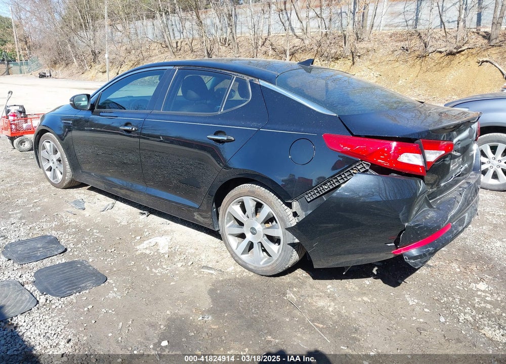 2013 KIA OPTIMA VIN: 5XXGR4A65DG186542