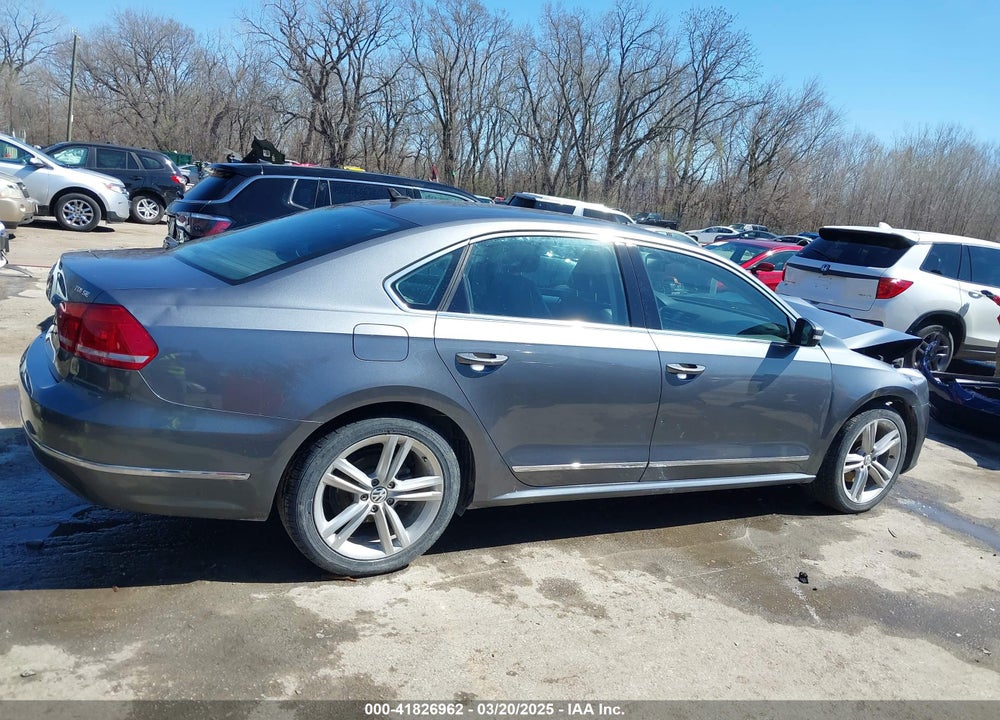 2013 VOLKSWAGEN PASSAT VIN: 1VWBN7A3XDC113600