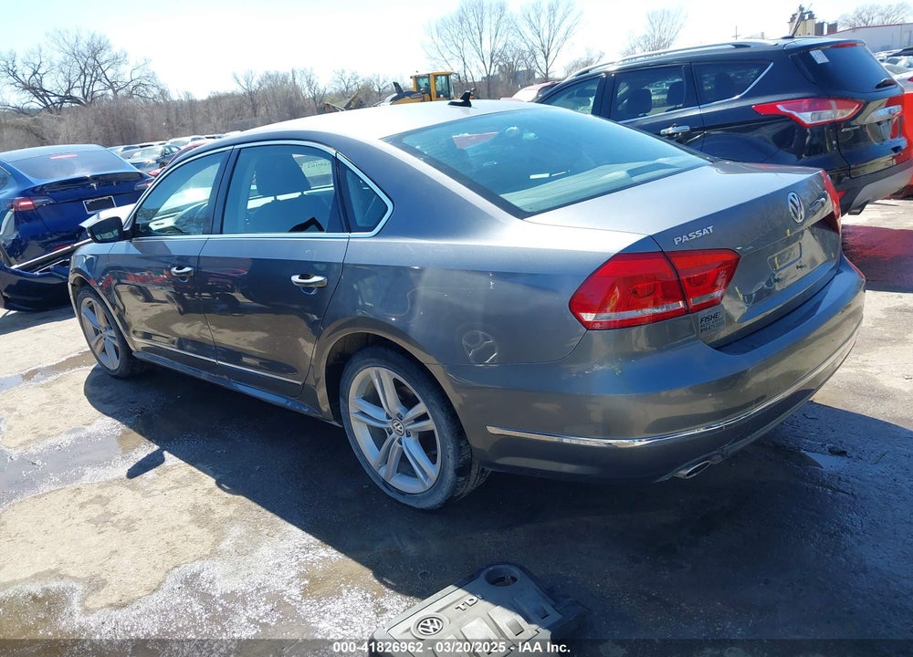 2013 VOLKSWAGEN PASSAT VIN: 1VWBN7A3XDC113600