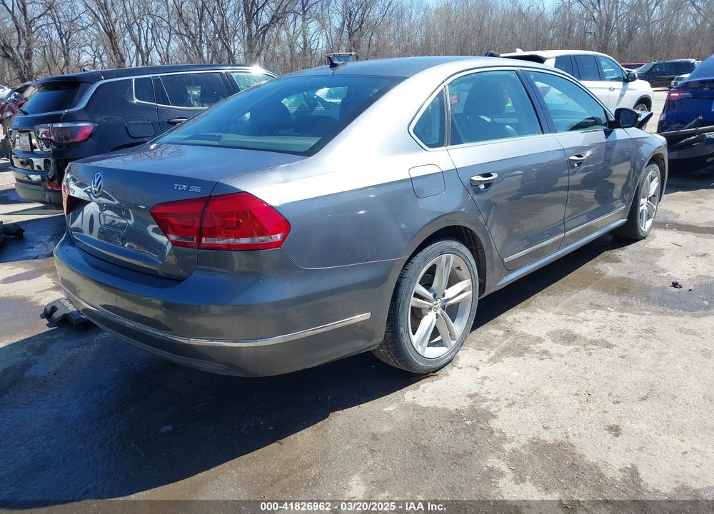 2013 VOLKSWAGEN PASSAT VIN: 1VWBN7A3XDC113600