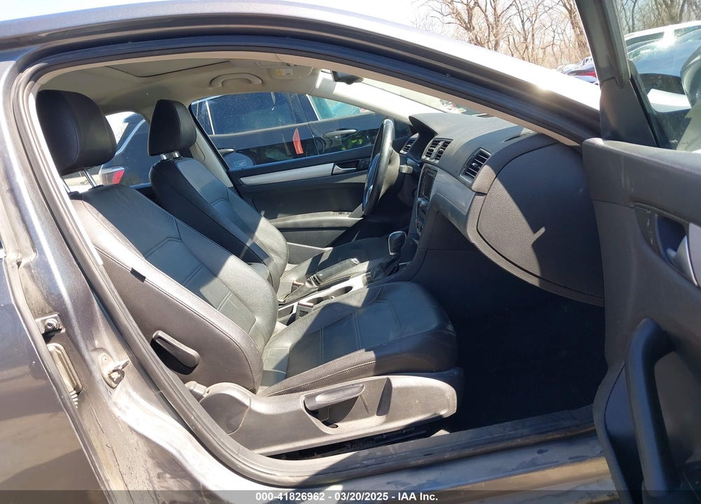 2013 VOLKSWAGEN PASSAT VIN: 1VWBN7A3XDC113600
