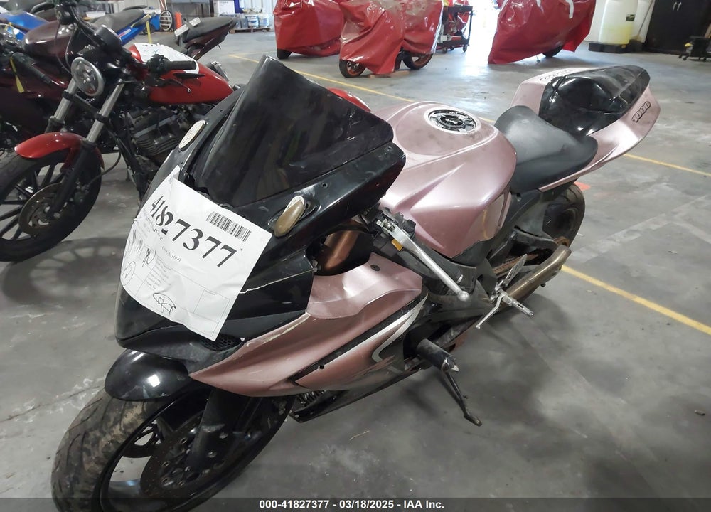 2007 SUZUKI GSX-R1000 VIN: JS1GT77A072105840