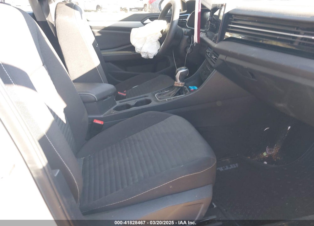 2025 VOLKSWAGEN JETTA 1.5T S VIN: 3VW5X7BU9SM000828