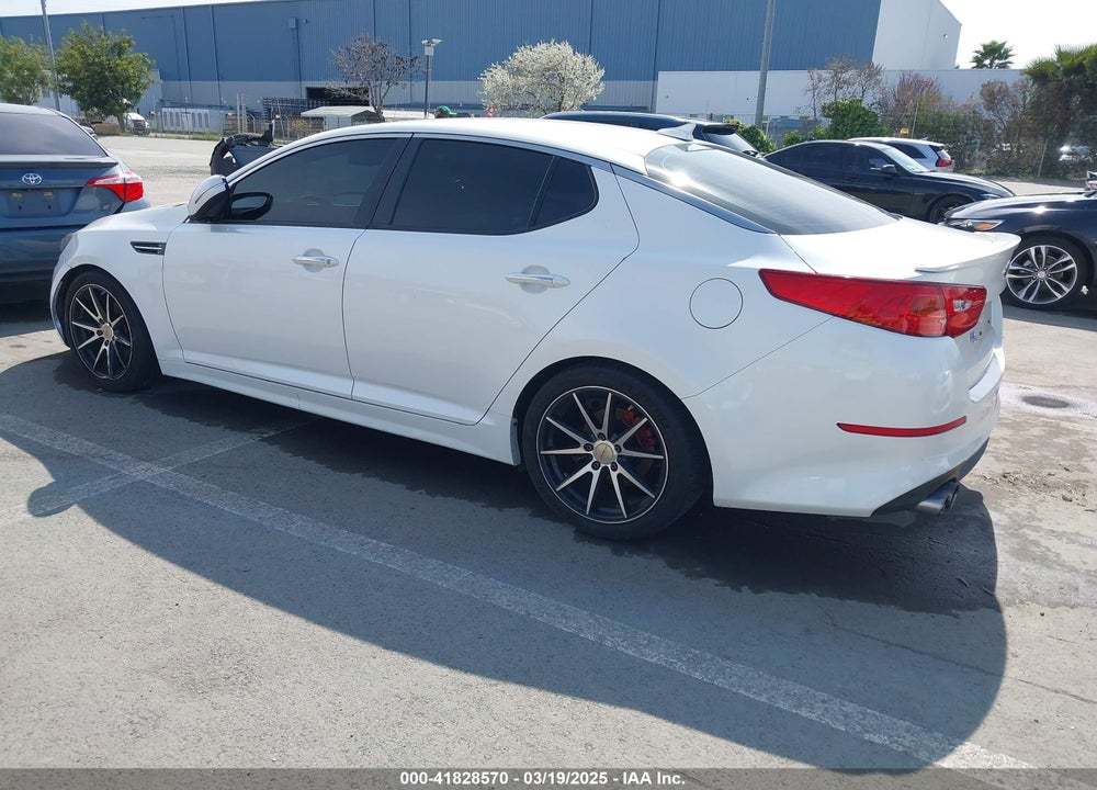 2015 KIA OPTIMA VIN: KNAGM4A74F5664784