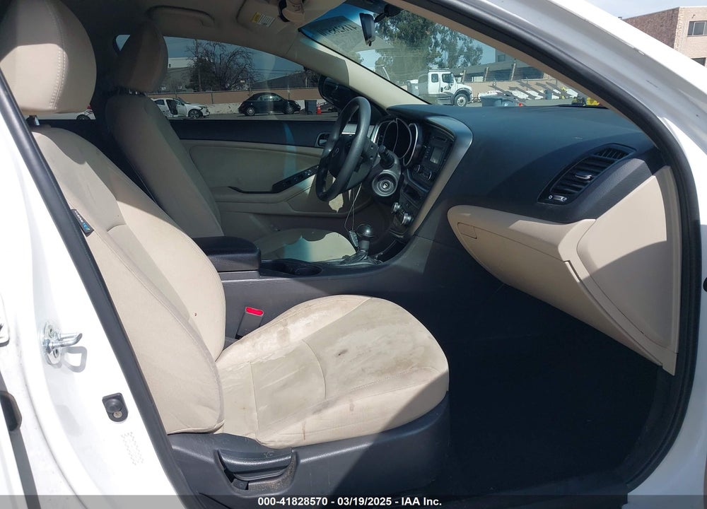 2015 KIA OPTIMA VIN: KNAGM4A74F5664784