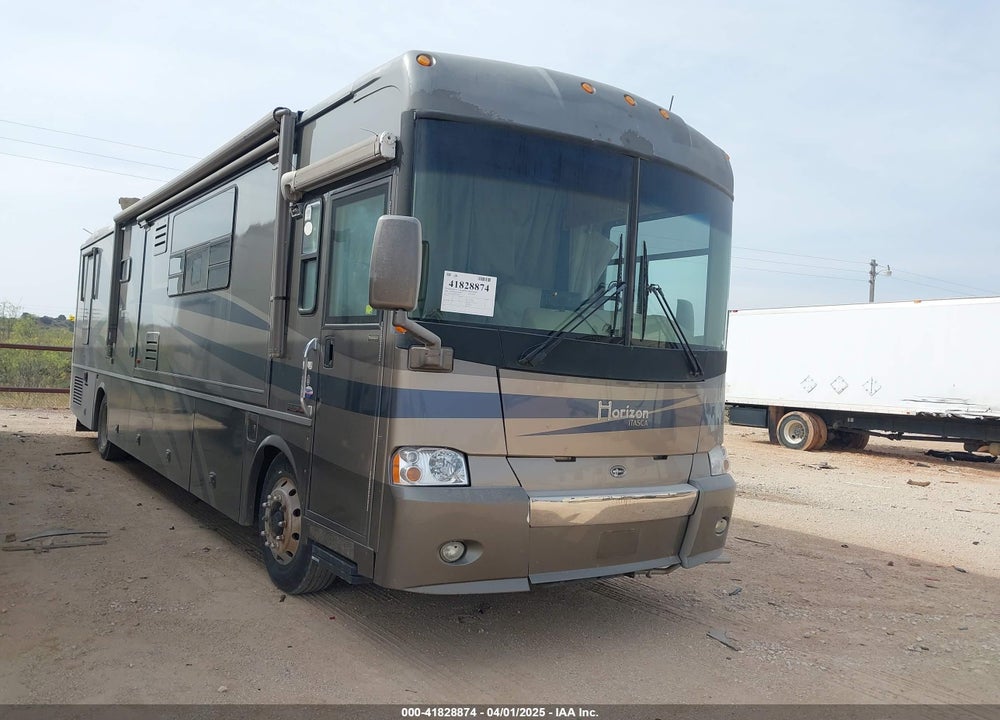 2004 FREIGHTLINER CHASSIS X LINE MOTOR HOME VIN: 4UZAAHBS44CM52810
