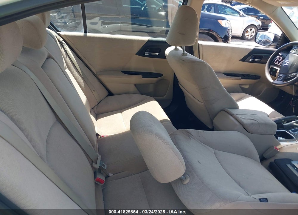 2013 HONDA ACCORD VIN: 1HGCR2F37DA023695