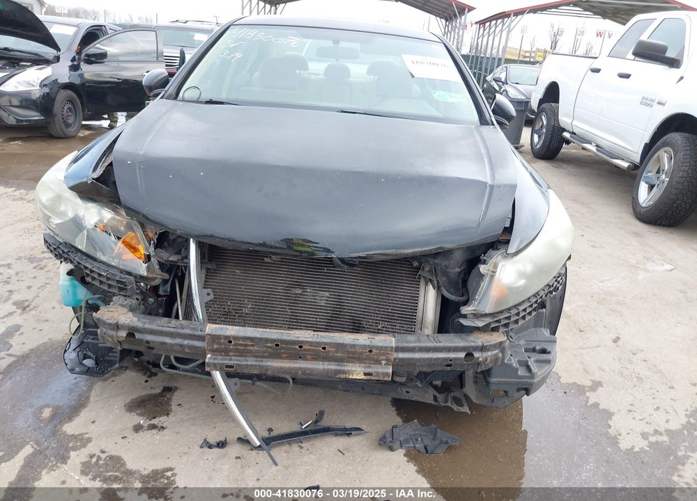 2010 HONDA ACCORD 2.4 LX VIN: 1HGCP2F32AA182187