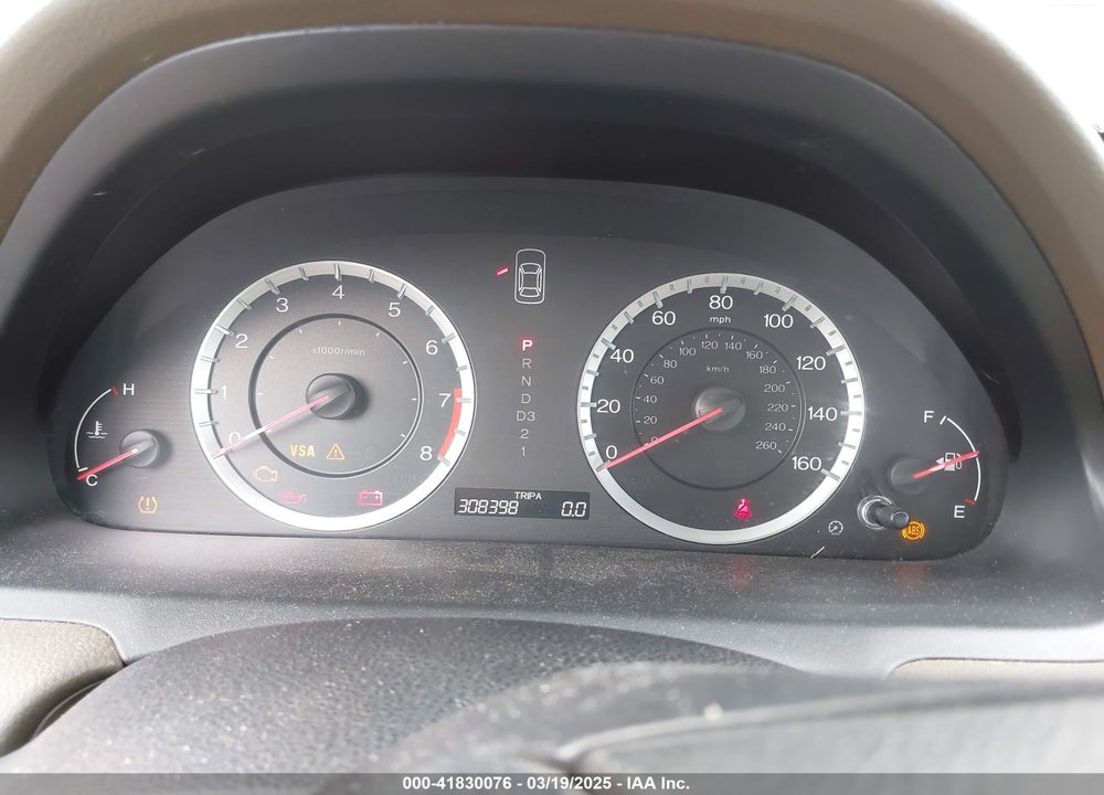 2010 HONDA ACCORD 2.4 LX VIN: 1HGCP2F32AA182187