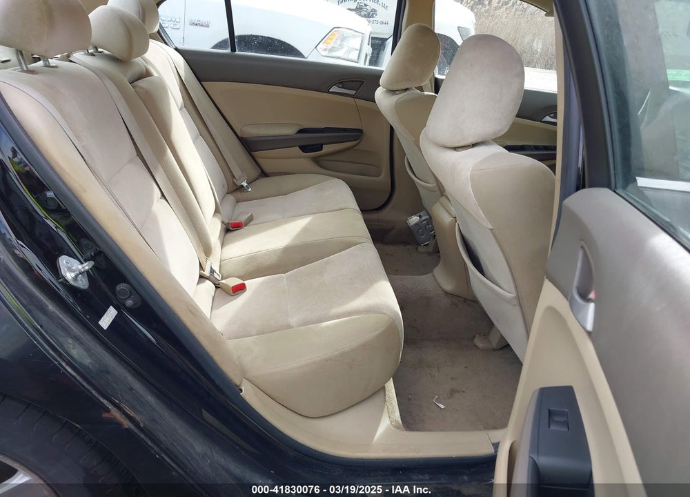 2010 HONDA ACCORD 2.4 LX VIN: 1HGCP2F32AA182187