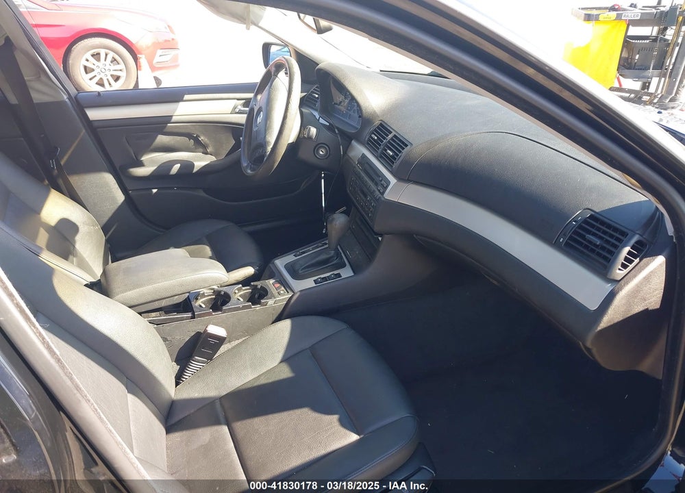 2004 BMW 325I VIN: WBAET37444NJ44065