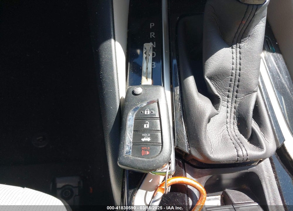 2020 TOYOTA COROLLA LE VIN: JTDEPRAE0LJ026015
