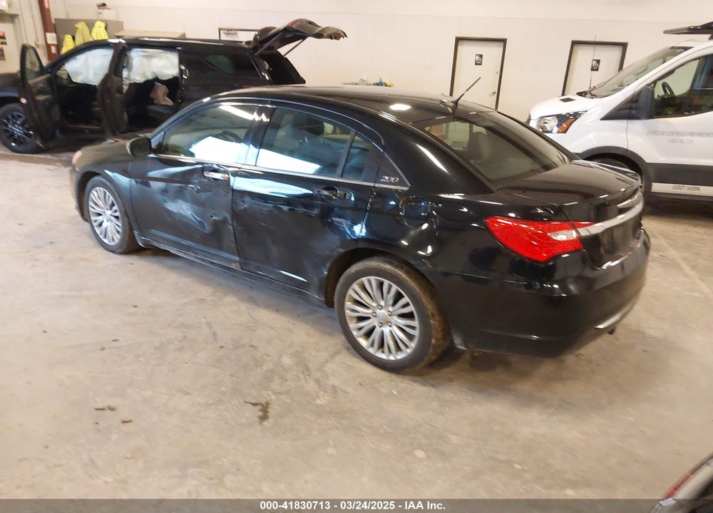 2013 CHRYSLER 200 VIN: 1C3CCBCGXDN555365