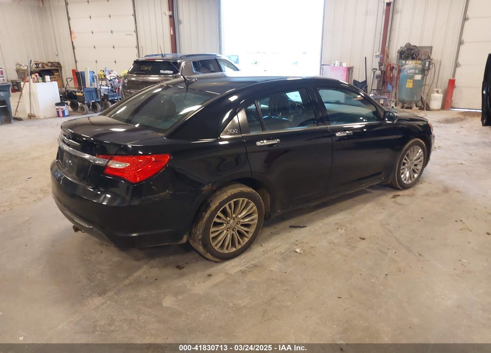 2013 CHRYSLER 200 VIN: 1C3CCBCGXDN555365