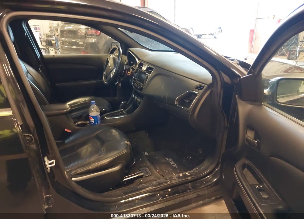 2013 CHRYSLER 200 VIN: 1C3CCBCGXDN555365