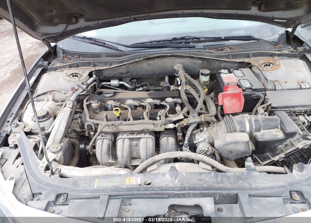 2010 FORD FUSION VIN: 3FAHP0HA4AR306640