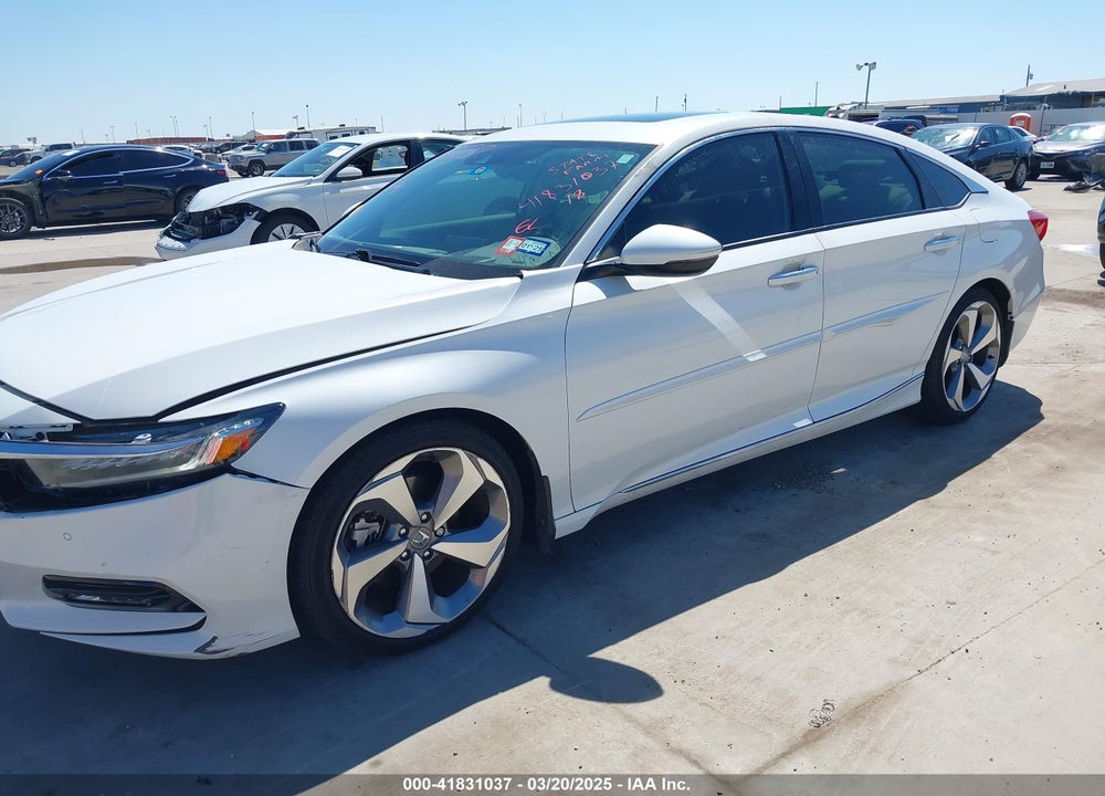 2018 HONDA ACCORD VIN: 1HGCV1F9XJA015855