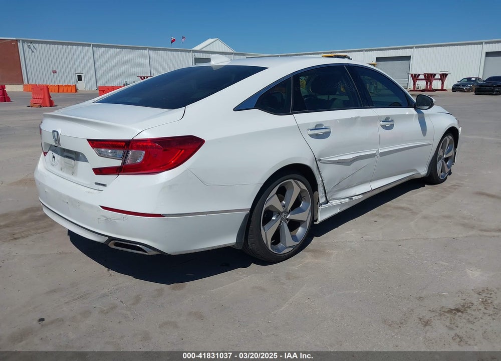 2018 HONDA ACCORD VIN: 1HGCV1F9XJA015855