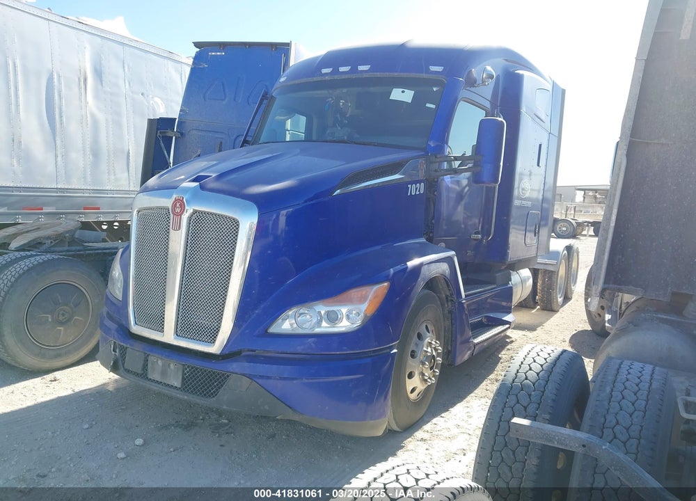 2022 KENWORTH T680 VIN: 1XKYDK9X3NJ147020