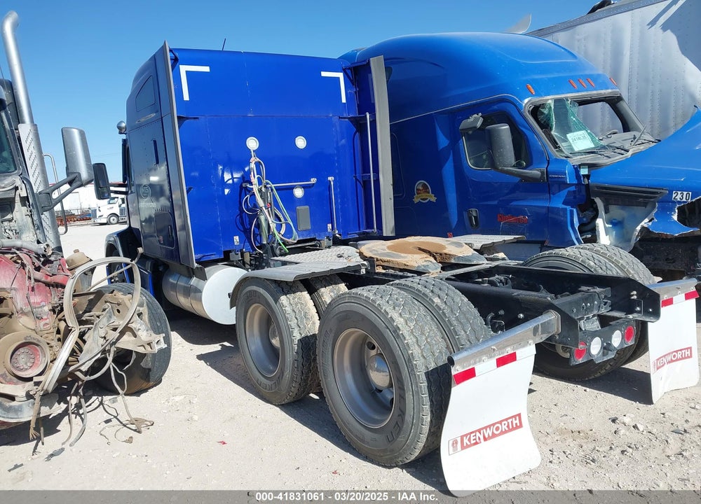 2022 KENWORTH T680 VIN: 1XKYDK9X3NJ147020