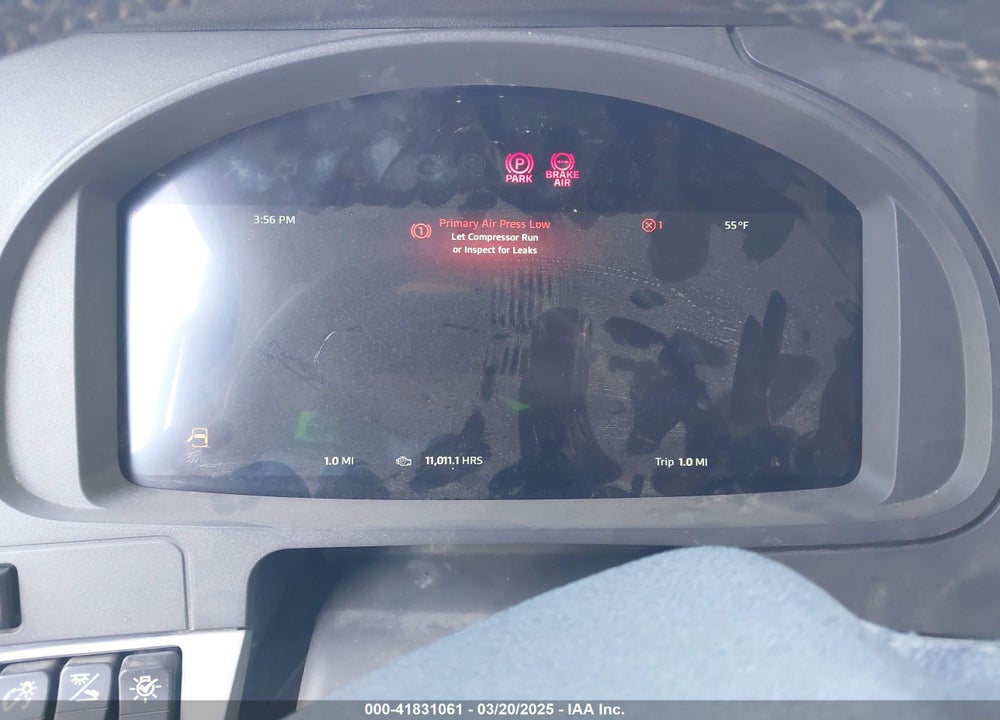 2022 KENWORTH T680 VIN: 1XKYDK9X3NJ147020