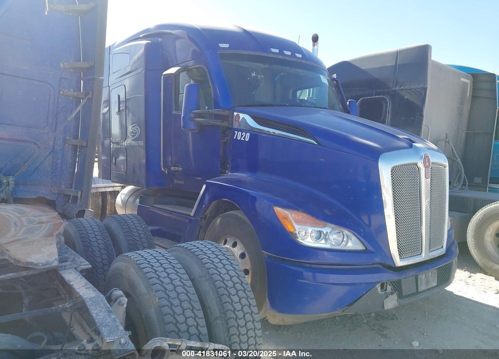2022 KENWORTH T680 VIN: 1XKYDK9X3NJ147020