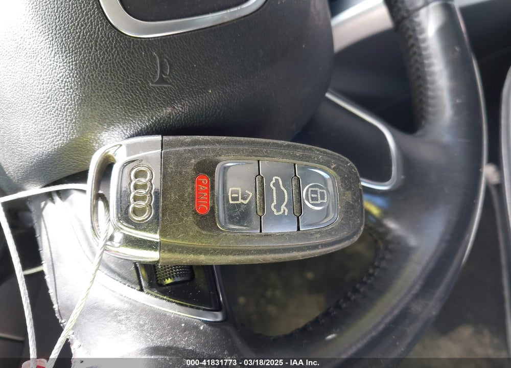 2013 AUDI A4 VIN: WAUAFAFL7DN032380