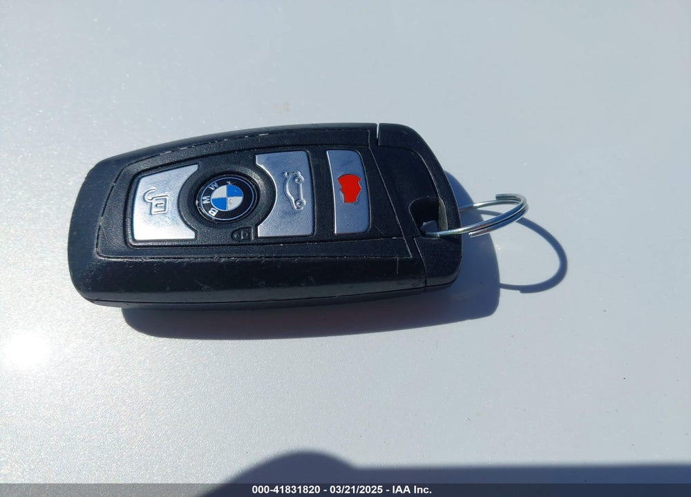 2018 BMW 320I VIN: WBA8E1G52JNU89675