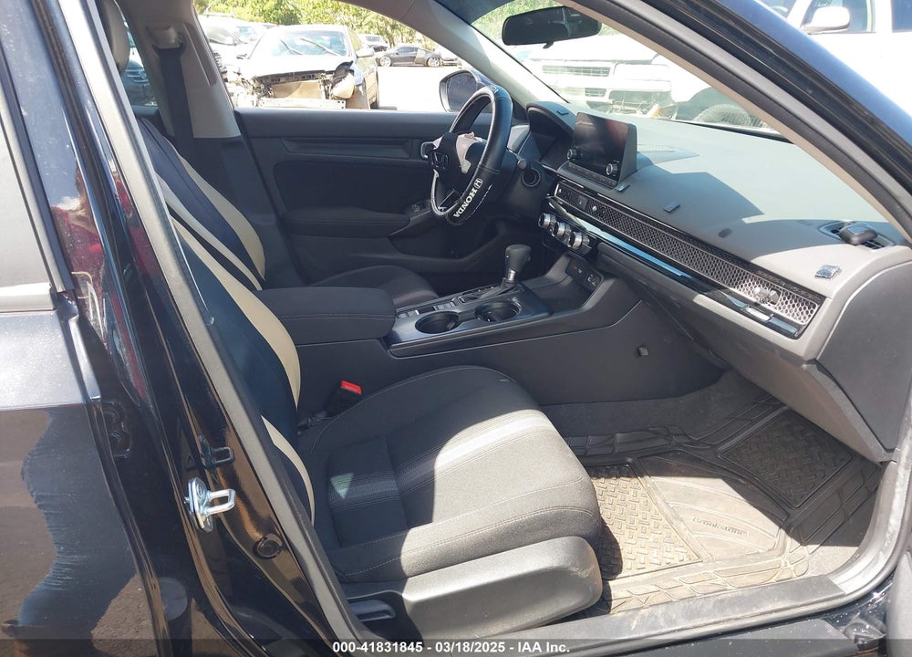 2024 HONDA CIVIC LX VIN: 19XFL2H56RE002739