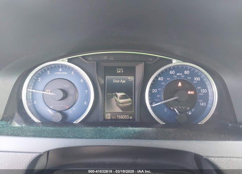 2016 TOYOTA CAMRY VIN: 4T4BF1FK1GR536675
