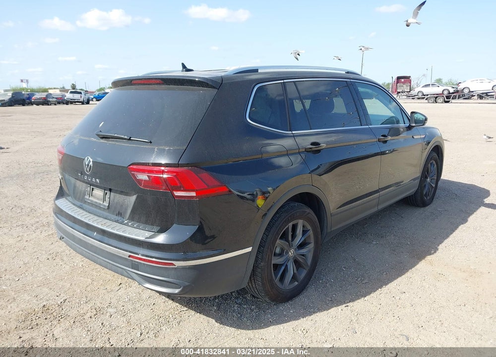 2024 VOLKSWAGEN TIGUAN VIN: 3VVNB7AXXRM031028