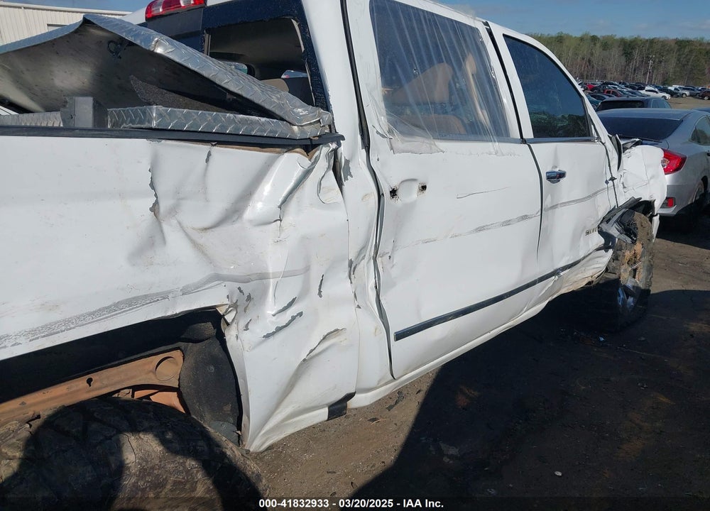 2018 CHEVROLET SILVERADO VIN: 3GCUKSEC8JG326233