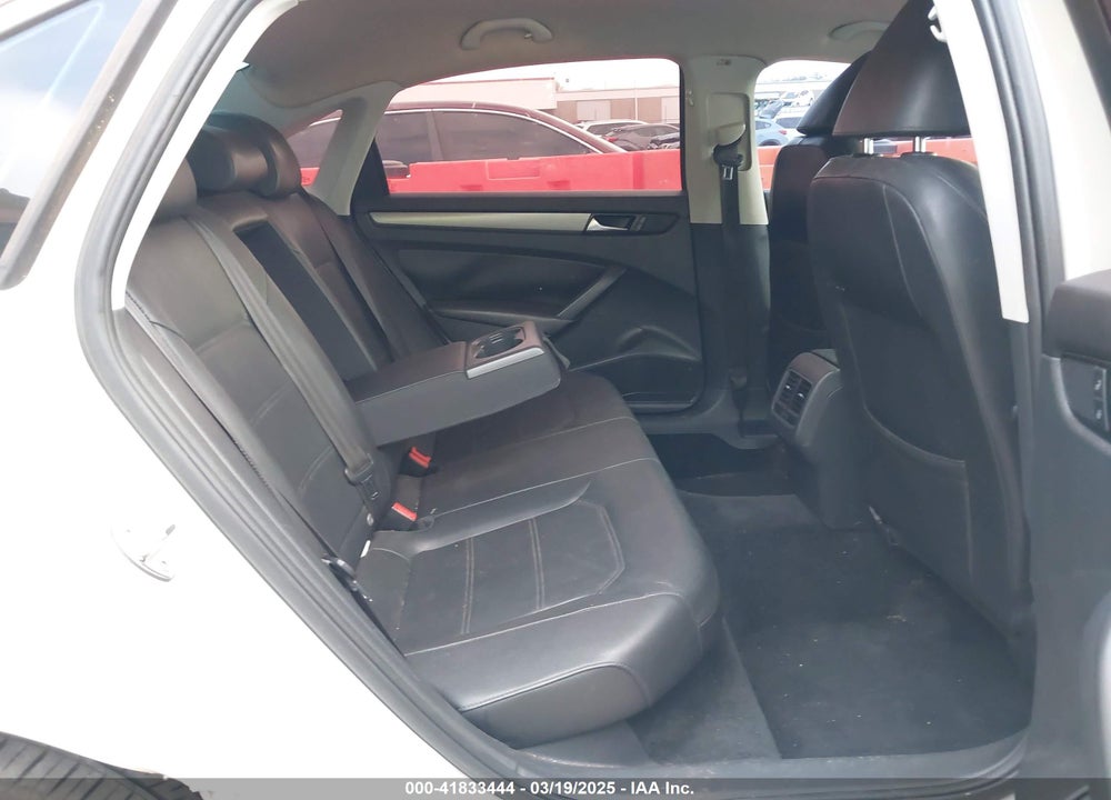 2015 VOLKSWAGEN PASSAT 1.8T SE VIN: 1VWBT7A38FC047055