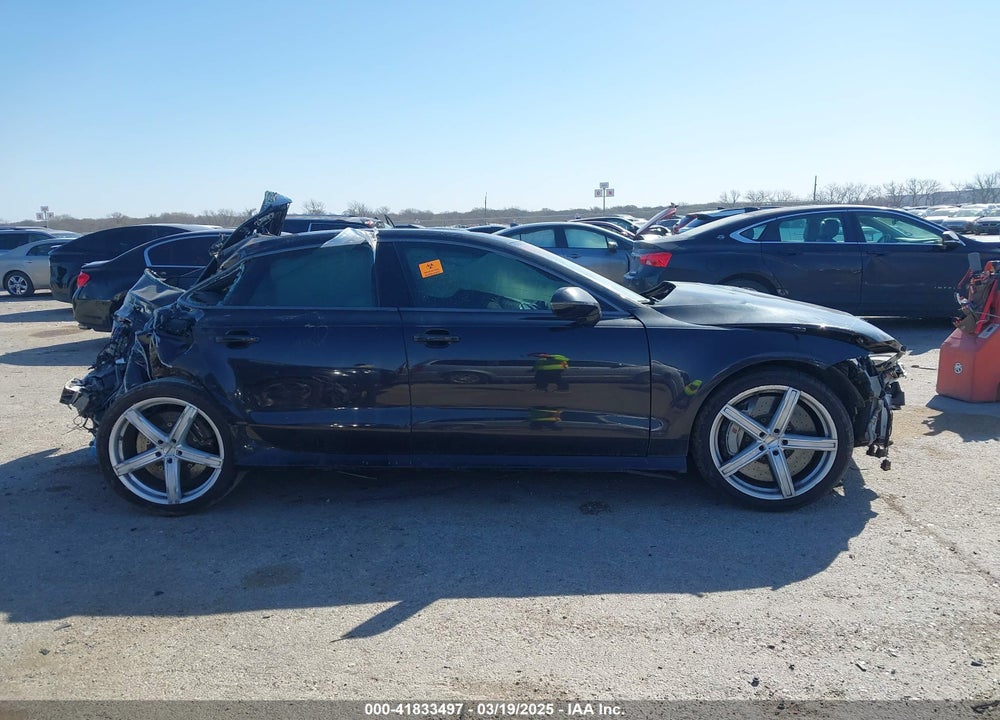 2017 AUDI RS7 VIN: WUAWRAFC6HN900121