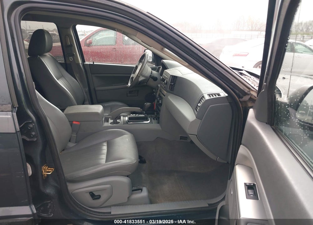 2007 JEEP GRAND CHEROKEE VIN: 1J8GR48K67C605689