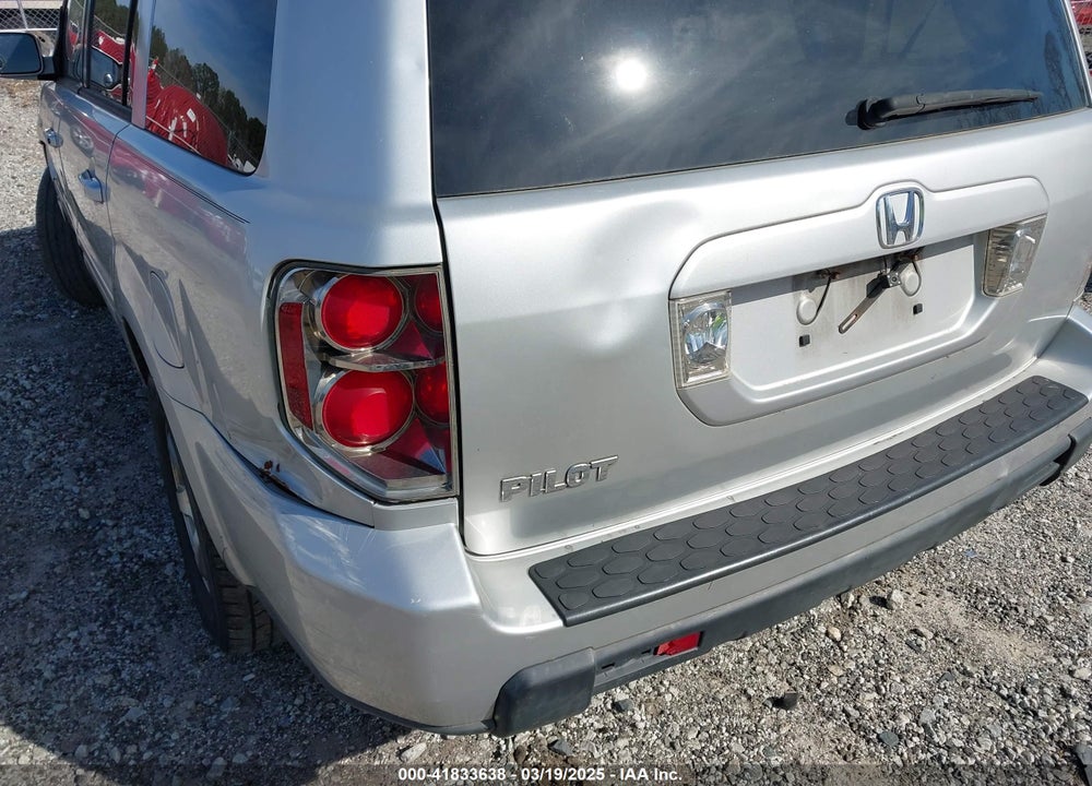 2008 HONDA PILOT VIN: 5FNYF28378B020304