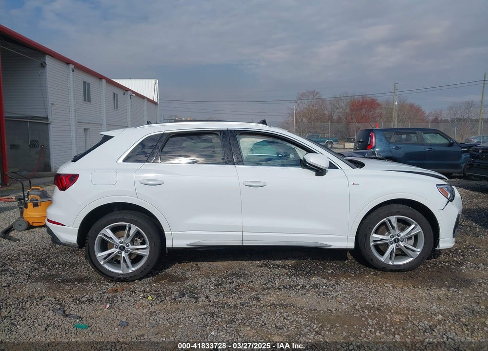 2024 AUDI Q3 VIN: WA1DECF3XR1108195