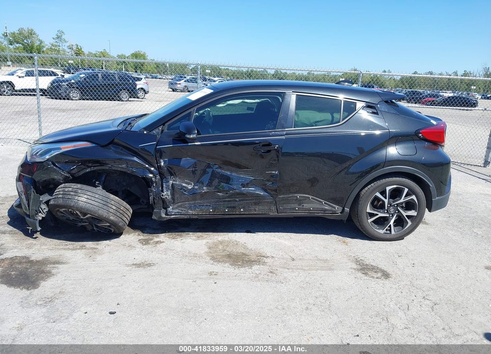2021 TOYOTA C-HR VIN: NMTKHMBX6MR122172