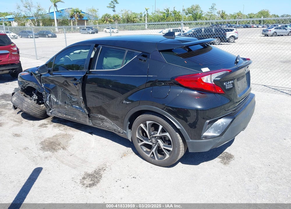 2021 TOYOTA C-HR VIN: NMTKHMBX6MR122172