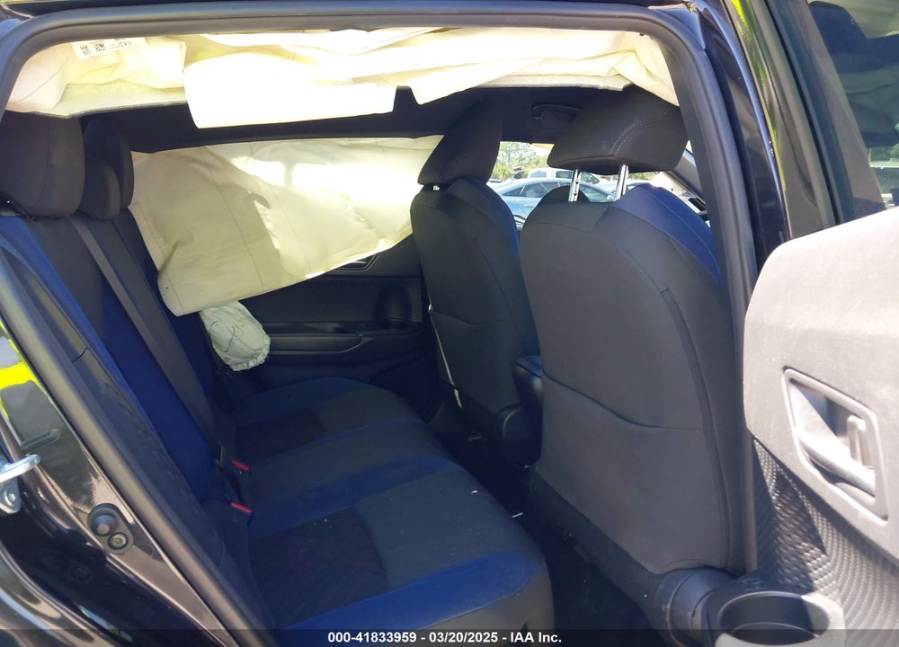 2021 TOYOTA C-HR VIN: NMTKHMBX6MR122172