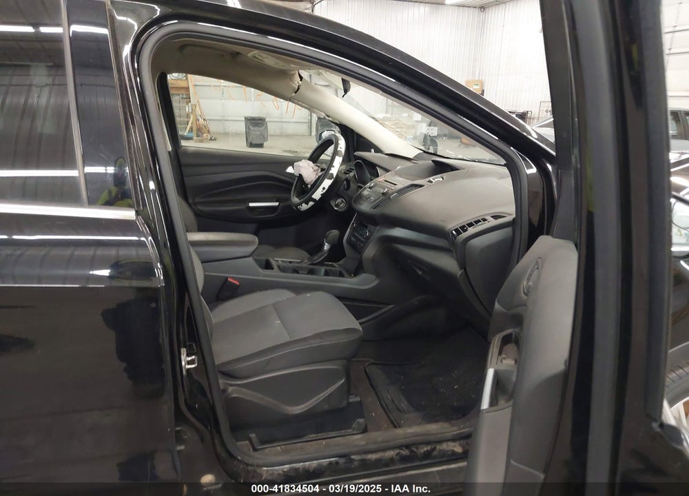 2017 FORD ESCAPE VIN: 1FMCU9G91HUE36530