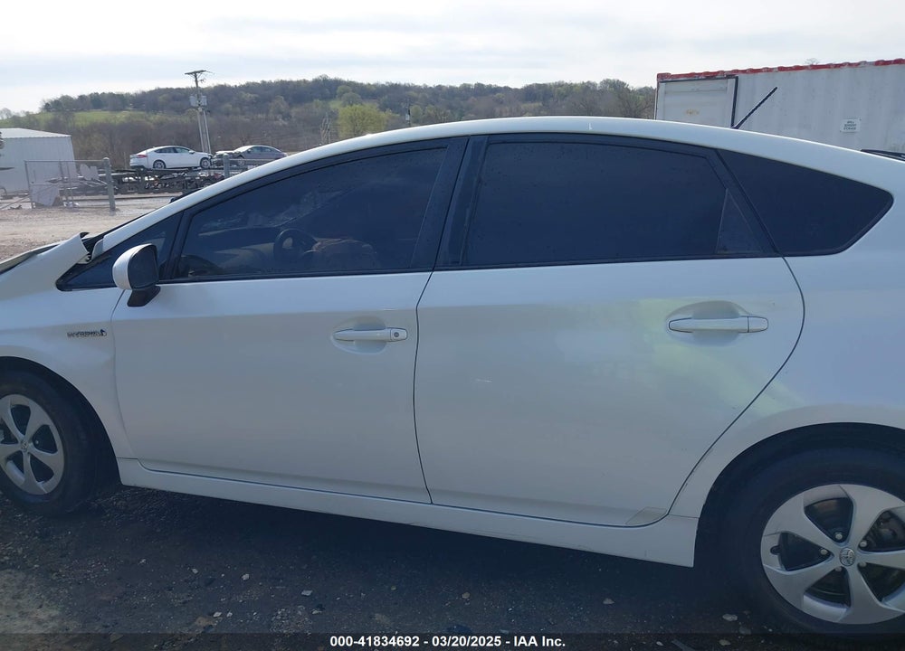 2014 TOYOTA PRIUS VIN: JTDKN3DU5E1782418