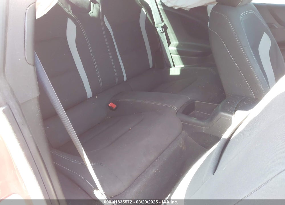 2020 CHEVROLET CAMARO RWD 1LT VIN: 1G1FB1RX2L0122611