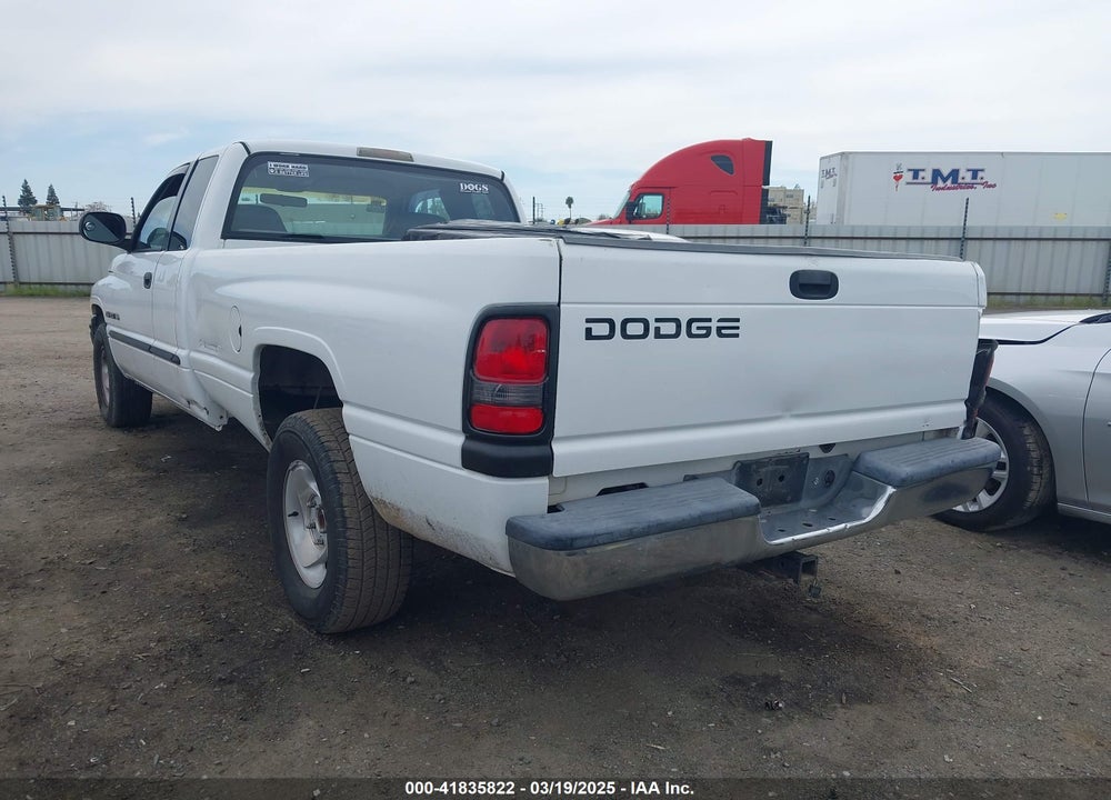 2001 DODGE RAM 1500 ST VIN: 3B7HC13Z11G208590