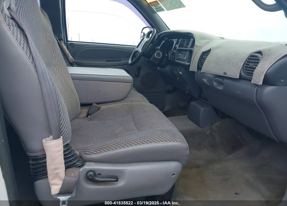 2001 DODGE RAM 1500 ST VIN: 3B7HC13Z11G208590