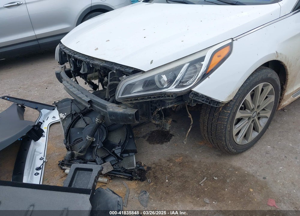 2016 HYUNDAI SONATA VIN: 5NPE34AFXGH392165